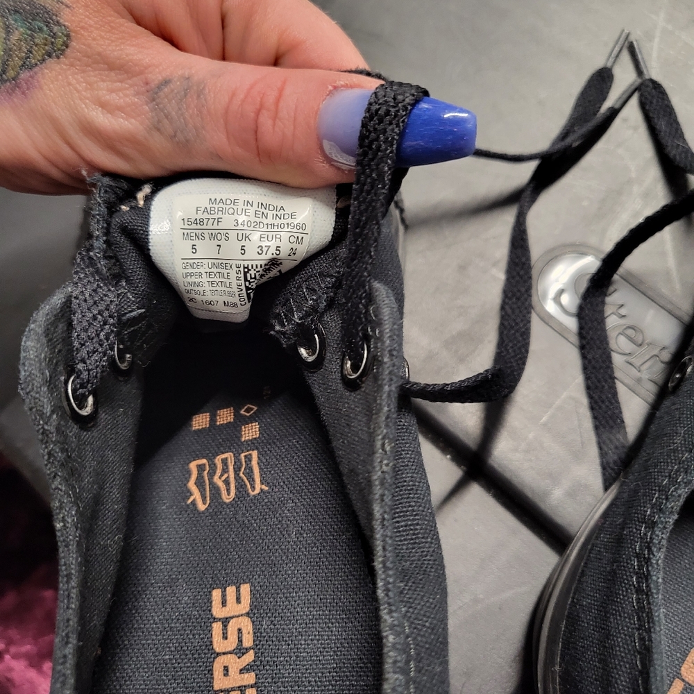 Converse size 7 - Picture 2 of 3